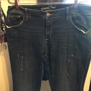 Universal Threads Jeans!